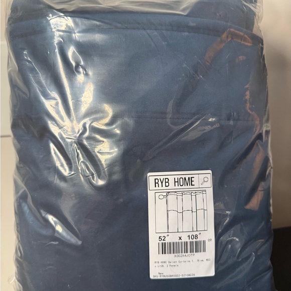 Curtains - Picture 2 of 2